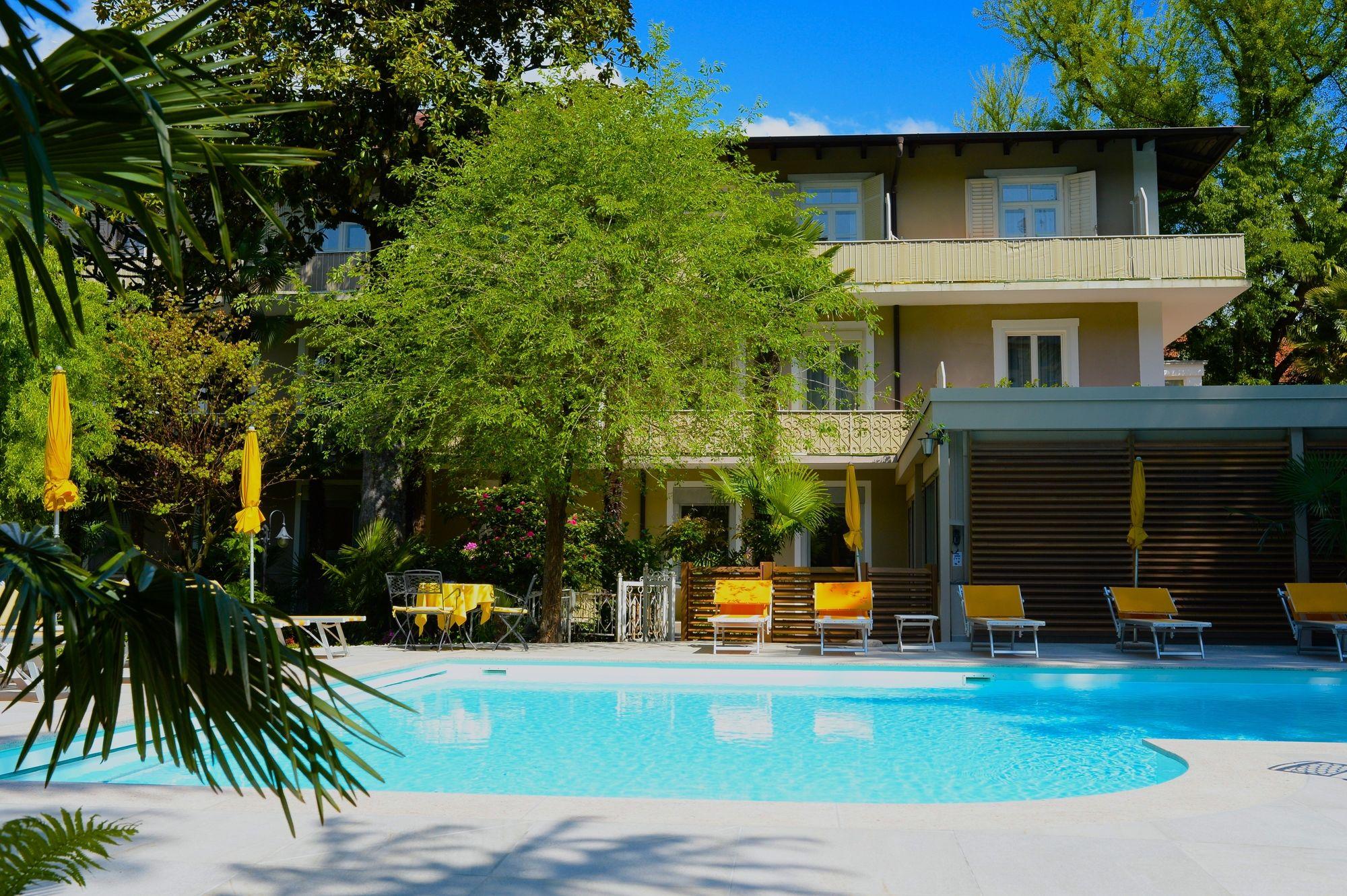 Villa Bavaria Мерано Екстериор снимка